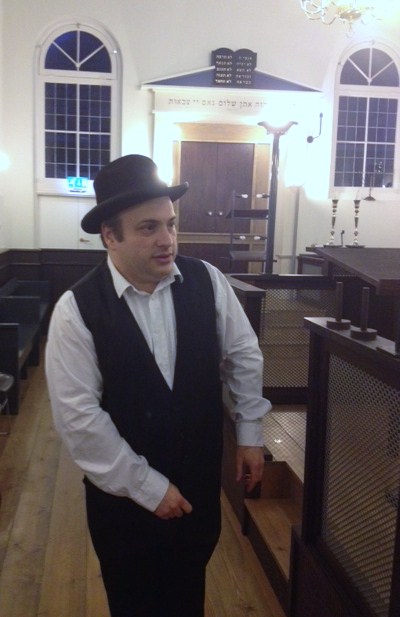 Ich bin Hasid mit Hut.